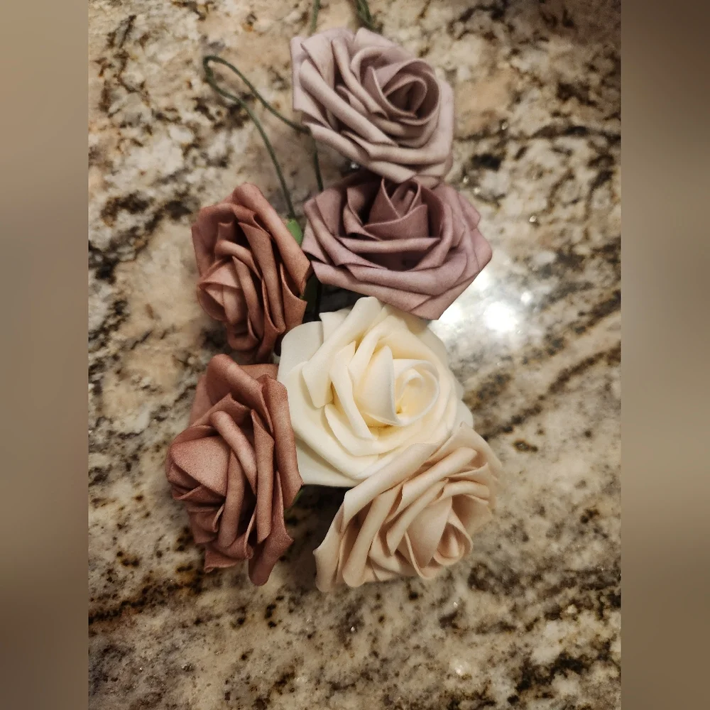 Ling’s Moments Bridal Bouquet in Dusty Rose & Cream Wedding, Like New Plus Extra